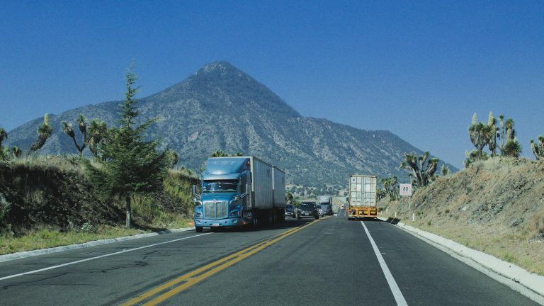 Long-Haul vs. Regional Trucking: Which Is Better for Owner-operators?